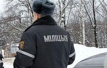 «Восемь часов на морозе минус 15»: как Таракан издевается над белорусской милицией