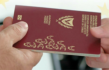 У российских олигархов и чиновников отберут кипрские паспорта?