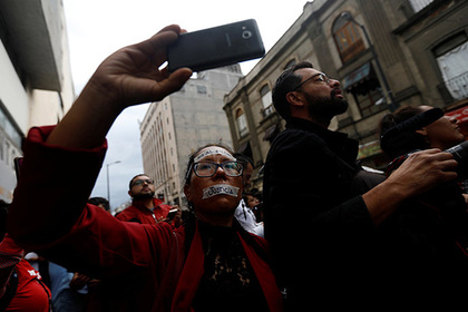 В Мексике журналисты обвинили правительство в прослушке их телефонов