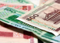 Рыночный курс рубля к доллару резко  упал