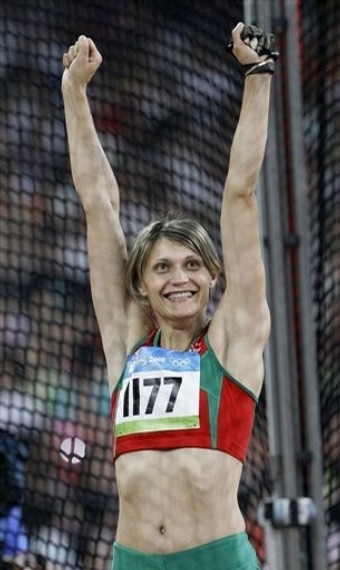 Белоруска Оксана Менькова вышла в олимпийский финал в метании молота