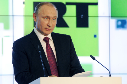 Путин назвал открытой и правдивой информационную политику России