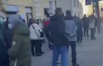 Белорусы протестуют в Минске: «Россия – параша! Победа будет наша!»