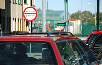 Сотни автомобилей часами стоят на пограничных переходах в направлении Польши и Литвы