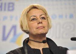 Анна Герман: Точку в крымском вопросе ставить рано