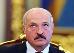 Лукашенко требует беспошлинную российскую нефть