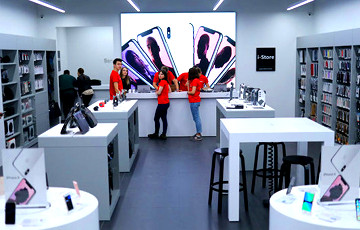 Минчанину на открытии нового магазина Apple продали демо-версию iPad