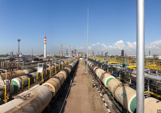 Беларусь понизила экспортные пошлины на нефть и нефтепродукты
