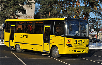 Фотофакт: МАЗ выпустил сверхпроходимый школьный автобус