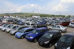Новый налог на автомобили пойдет исключительно на дороги, уверяет Лукашенко