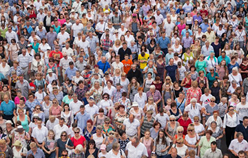 Тысячи католиков прошли улицами Гродно на праздник Тела Господня