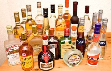 Без чеков дома можно хранить не более 5 литров импортного алкоголя