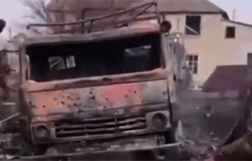 В Изюме украинские бойцы уничтожили огромное скопление техники врага