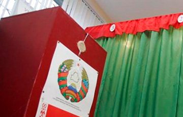 Наблюдатели в Солигорске: Ящик для досрочного голосования вскрывали