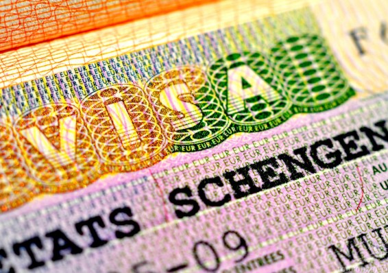 Белорусы будут платить за шенгенскую визу 80 евро