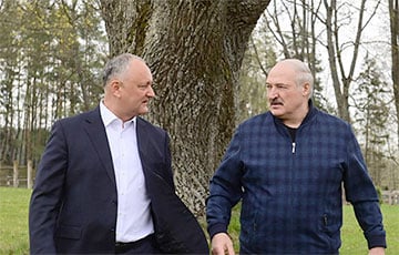 Черная метка Лукашенко для Додона