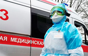В Воропаевской районной больнице на весь медперсонал выдали только один защитный костюм.