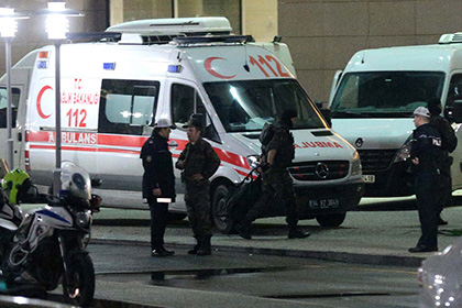 В Стамбуле застрелили нападавшего на полицейский участок
