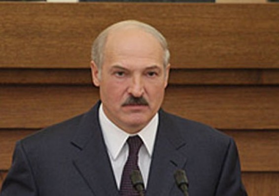 Лукашенко: 2016 год должен стать переломным
