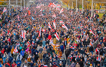 Беларусь вышла на воскресный Марш (Онлайн)