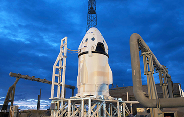 Корабль SpaceX для астронавтов взорвался на испытаниях