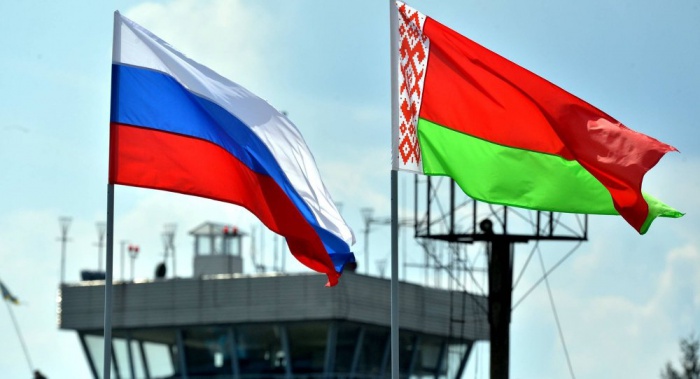 Медведев рассказал, когда в Беларуси будет создана российская авиабаза