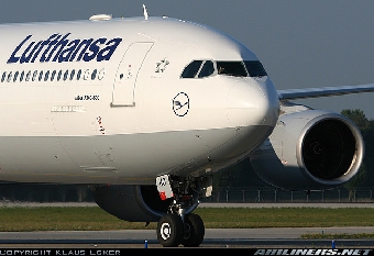 Задерживавшийся самолет Lufthansa вылетел из Национального аэропорта Минск
