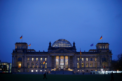 Либералы сорвали переговоры о правящей коалиции в Германии