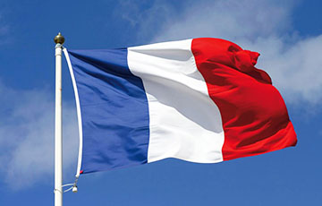 Во Франции отменили военный парад ко Дню взятия Бастилии