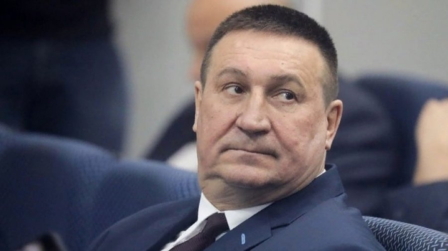 Не ко двору. Руководителя Белорусской федерации футбола могут депортировать из Чехии