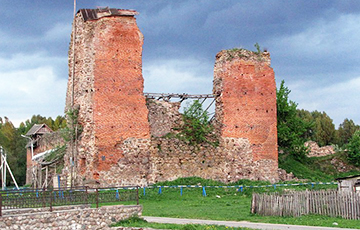 Как немцы сохранили неизвестные изображения Кревского и Новогрудского замков