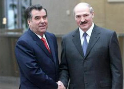 Лукашенко улетел в  Таджикистан