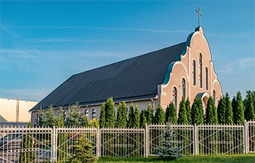 Протестантские церкви Беларуси начали молиться за честные выборы