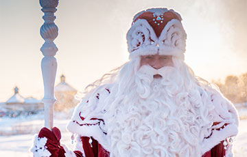 Сотрудники оборонного завода во Владивостоке просят зарплату у Деда Мороза