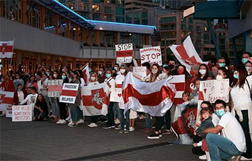 В Сиэтле прошла акция солидарности с Беларусью