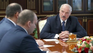 Лукашенко рассказал о постоянном пьянстве среди чиновников