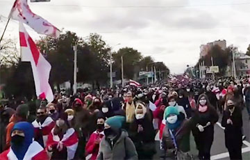 «Уходи!»: Протестный Минск на воскресном марше