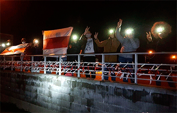 Брилевичи и Грушевка вышли на вечерний протест