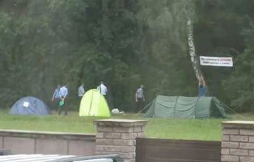 Милиция снесла палаточный лагерь в Боровлянах