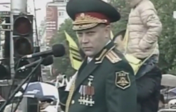 Главарь ДНР Захарченко «борется» с парадом в Донецке