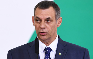 У пресс-секретаря президента Бразилии выявили коронавирус