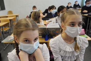 Школьные каникулы продлены в Беларуси