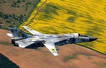 Украинский Су-24 виртуозно нанес удар по вражеской колонне