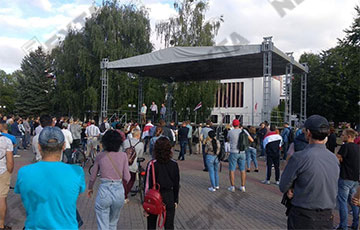 Солигорчане пришли на площадь поддержать шахтеров