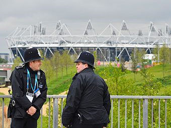 Нарушителям на лондонской Олимпиаде пообещали "мгновенное правосудие"