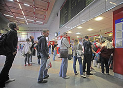 На минском вокзале появилась касса для оформления интернет-билетов