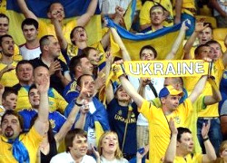 Украинским болельщикам массово запрещают въезд в Беларусь