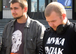 В Минске задержаны два активиста оппозиции
