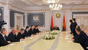 Лукашенко назначил новых чиновников и напомнил им про сохранение суверинитета