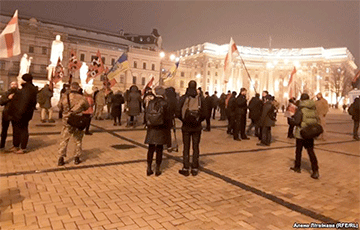 «Герои не умирают!»: Как проходил марш памяти Жизневского в Киеве